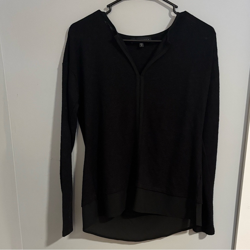 Anthropologie Sanctuary Black Mixed Media Layered Hem Knit Split V-Neck Small